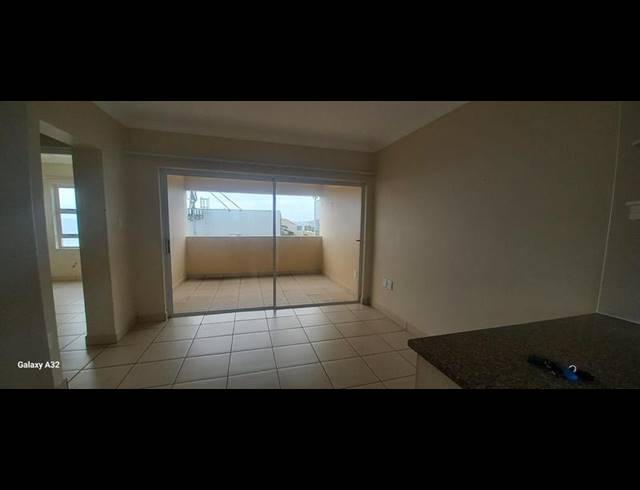 2 BEDROOM PROPERTY TO RENT IN MANABA BEACH